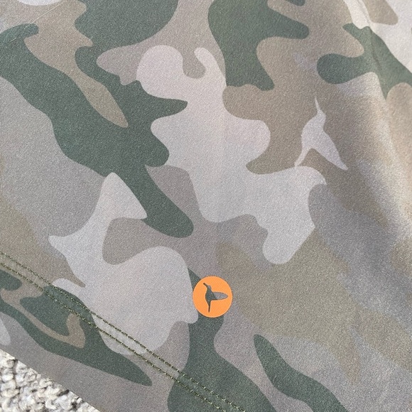 Birddogs Boom Deer Hunter Lined Camo Men's Active Shorts Size Medium - Picture 8 of 8